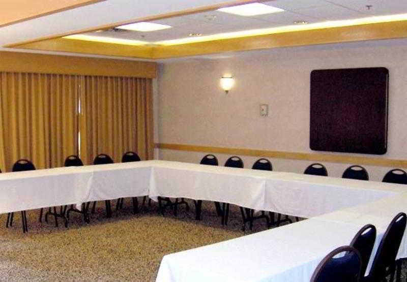 Hotel Courtyard By Marriott 3*