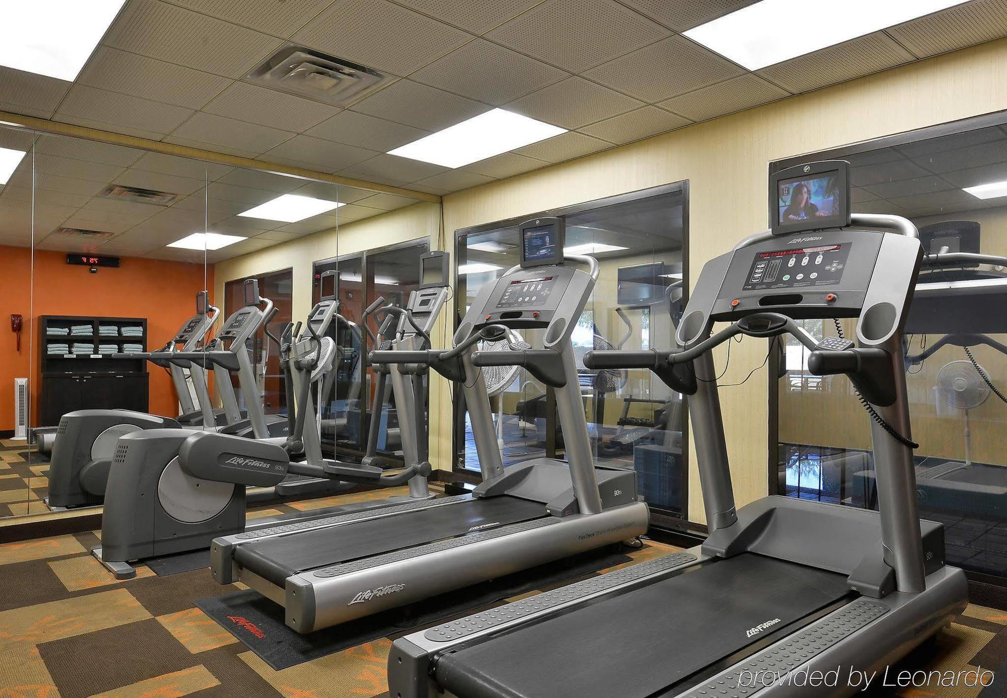 Courtyard By Marriott Hotel