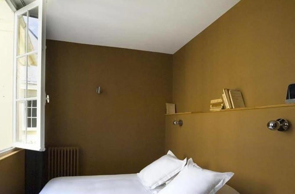 Hotel Comfort - Rogers 2*