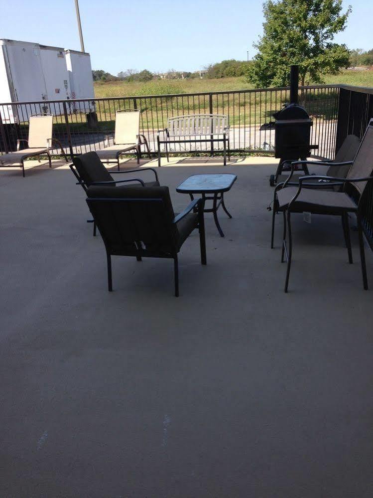 Wingate By Wyndham Bentonville