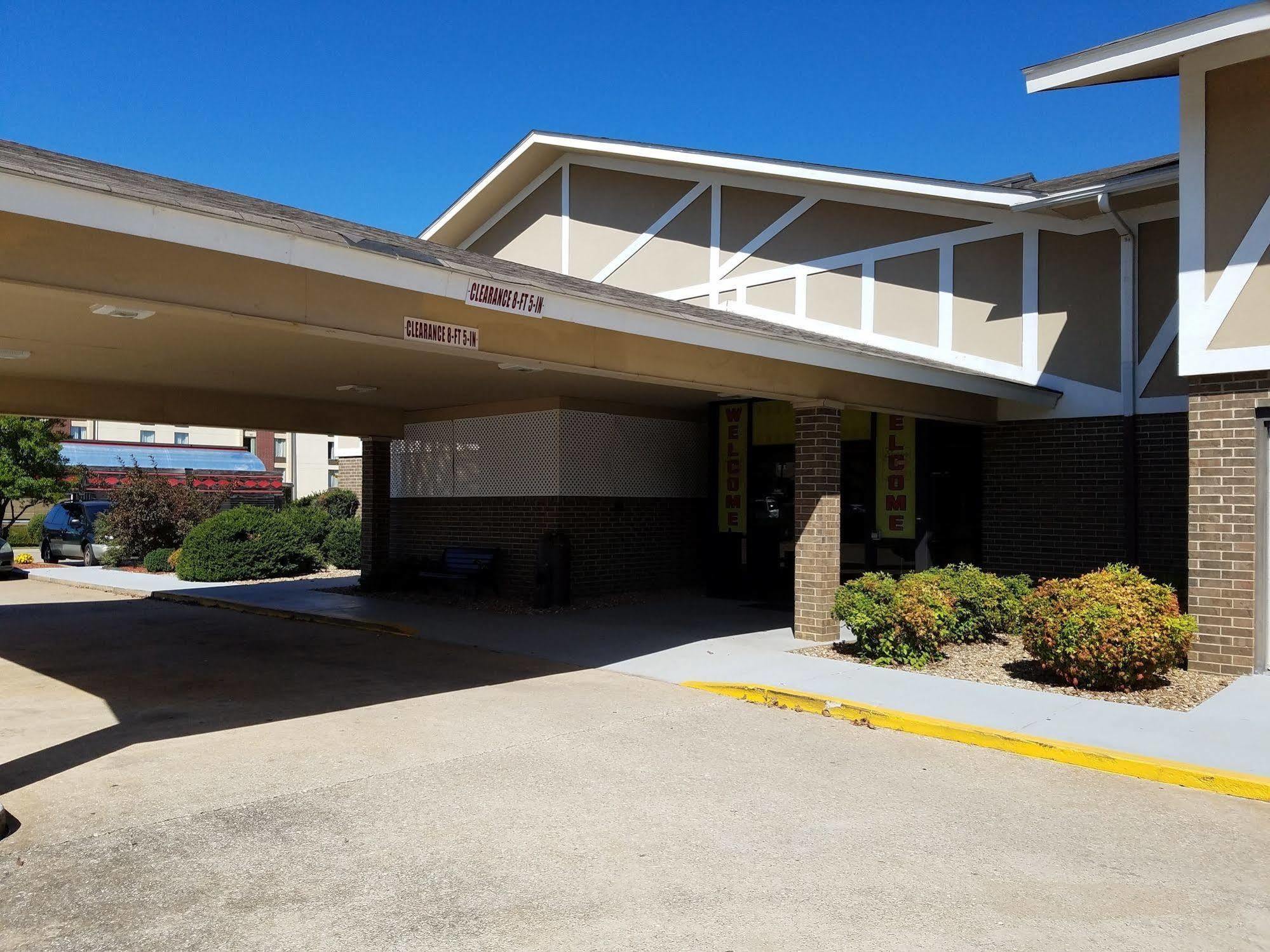 Motel Super 8 By Wyndham
