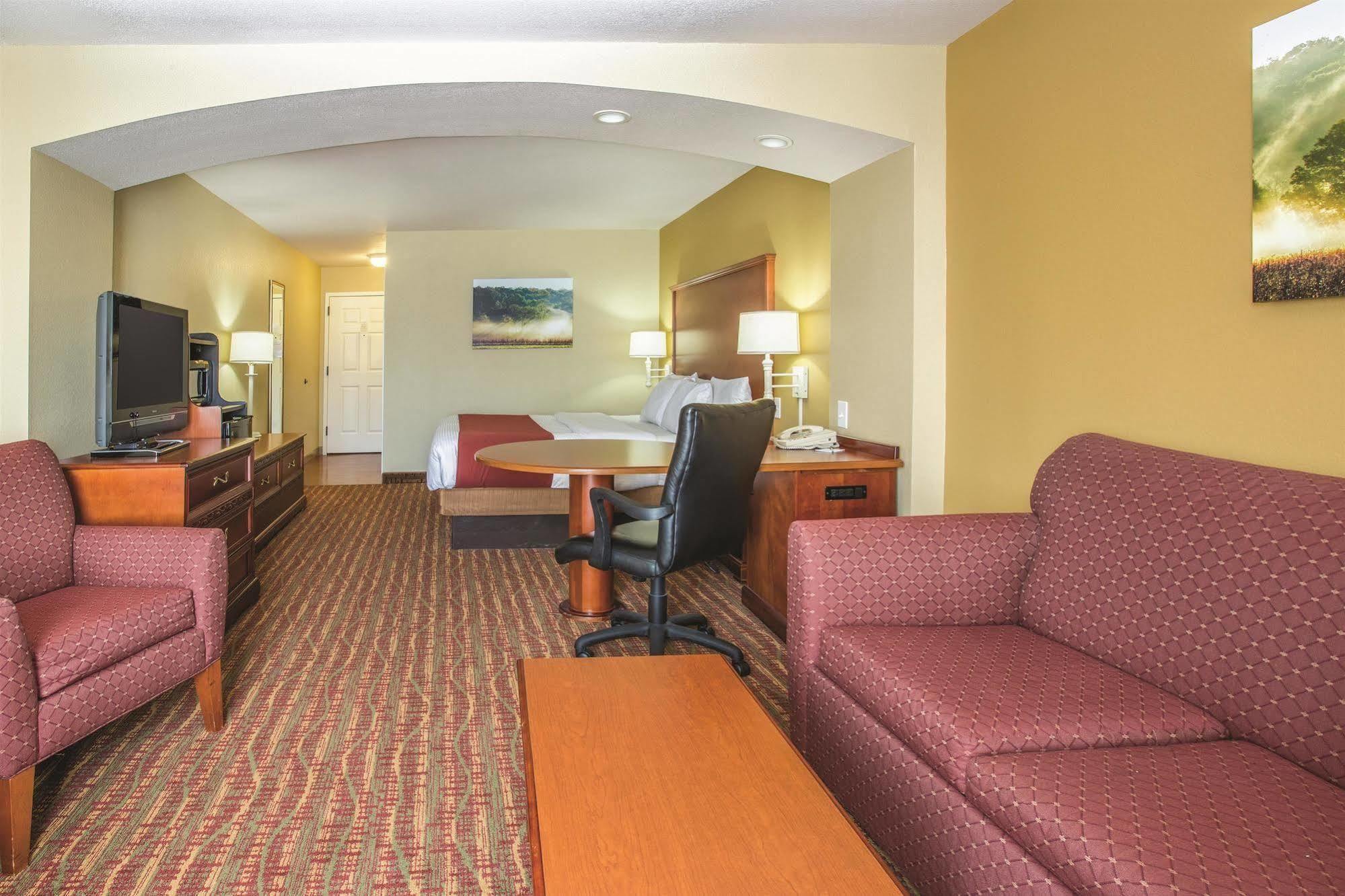 La Quinta By Wyndham Bentonville