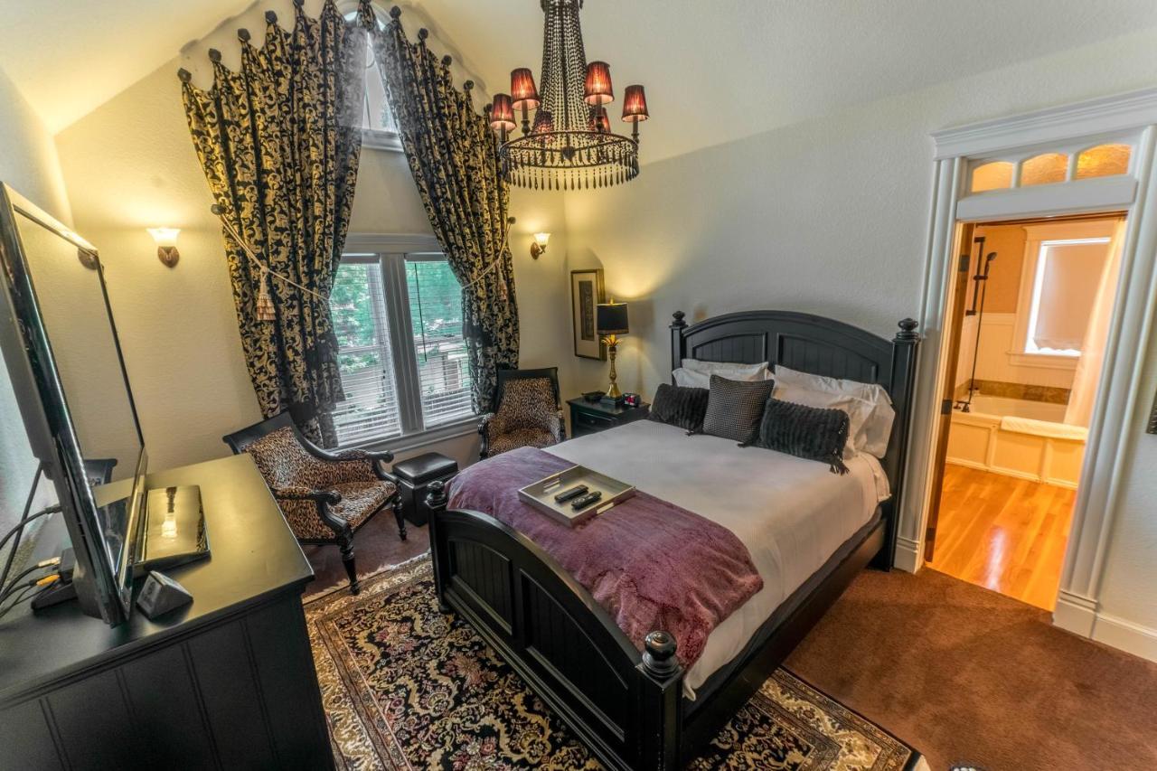 The Victoria Bed & Breakfast 3*