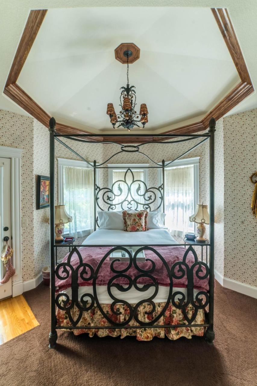 The Victoria 3* Bentonville