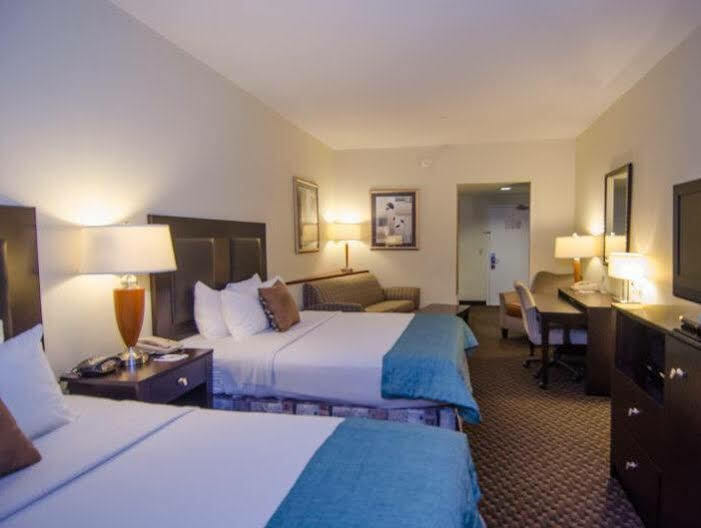 Best Western Plus Castlerock & Hotel Bentonville