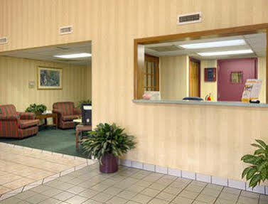Super 8 By Wyndham Motel 2*