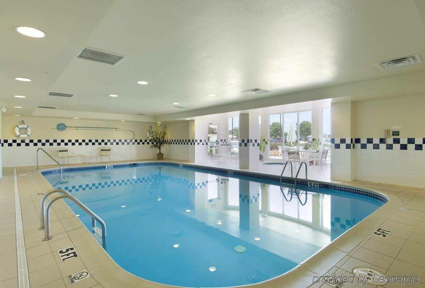 Hilton Garden Rogers Hotel