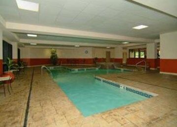 Clarion & Conference Center Hotel 3*
