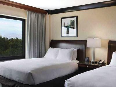 Doubletree By Hilton Hotel Bentonville